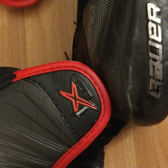 Bauer ice hockey elbow protection pads junior medium - Picture 4 of 12